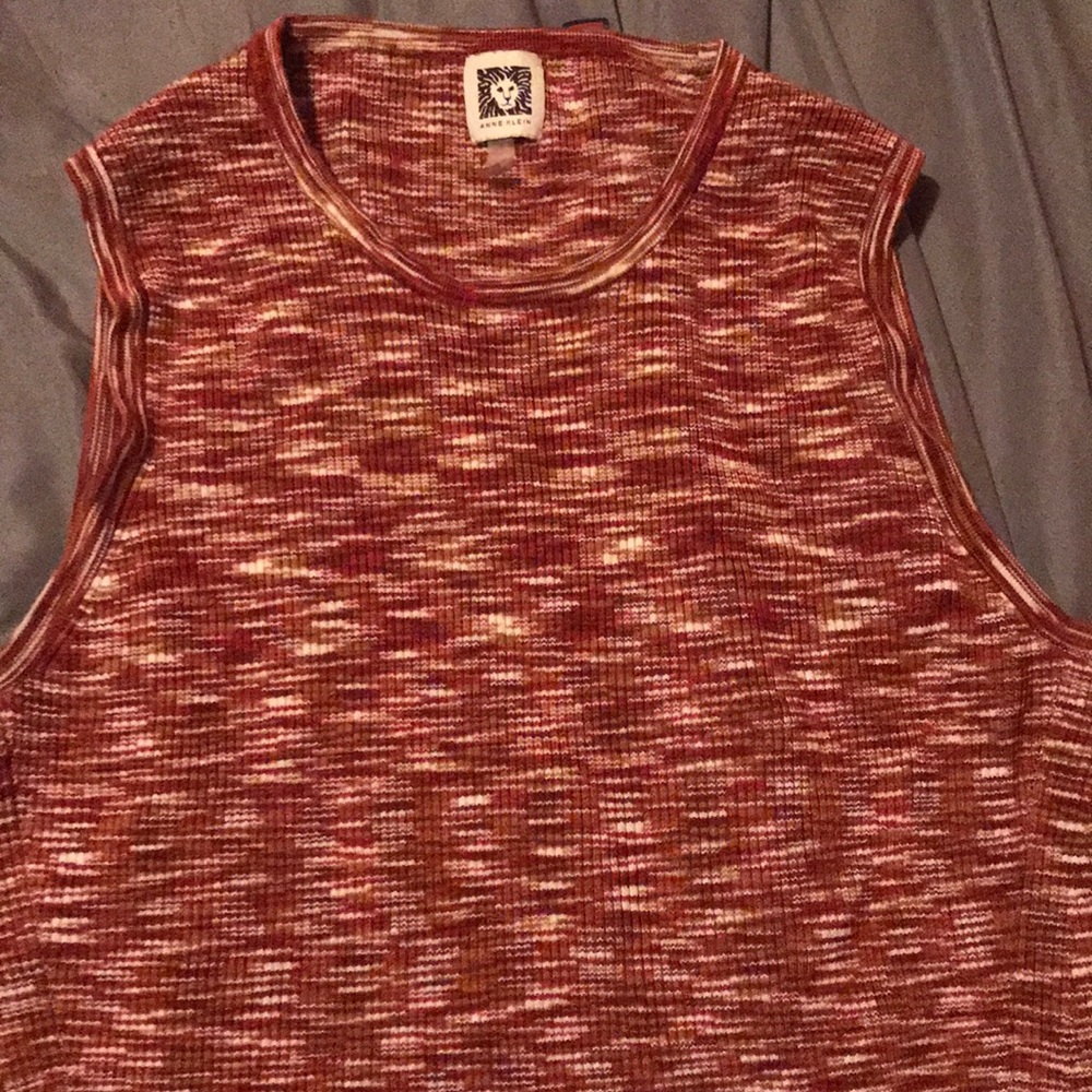 Anne Klein sleeveless shirt